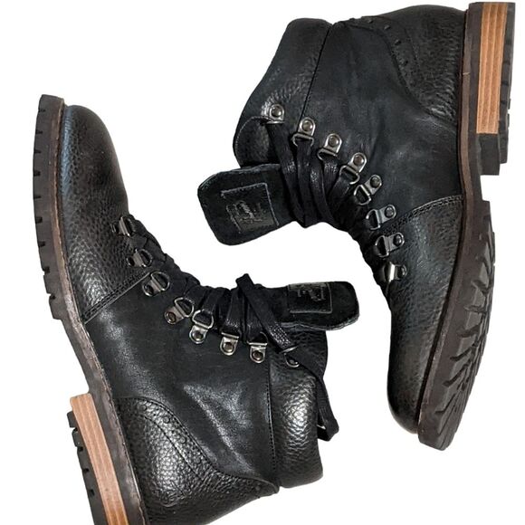 Penguin black leather lace up chukka round toe ankle boots logo  men\'s size 8 main image 8